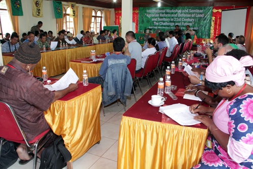 2012-07-12-agrarian_reform_1